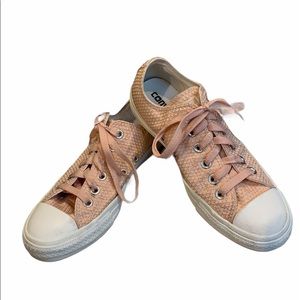 Converse Pink Textured Low Tops, Sz 7